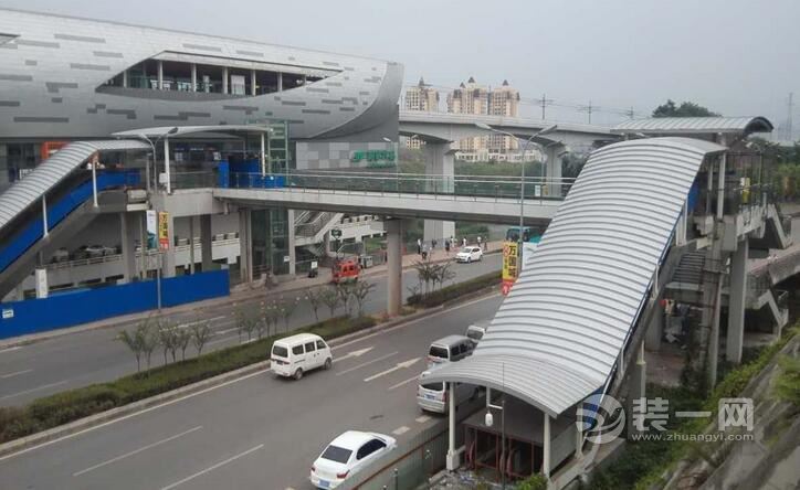 重慶裝飾櫃公司地鐵站室外電扶梯裝修雨棚效果圖